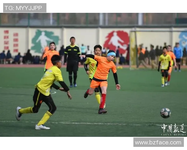 从普通少年到足球场上的明星安东尼的成长之路