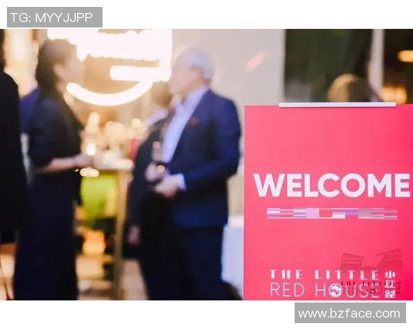 法国足球明星姓氏背后的故事与传奇人物的辉煌成就分析